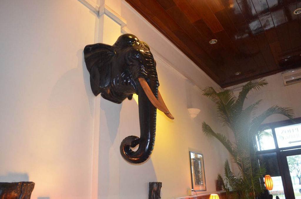 Red Hibiscus Hotel Phnom Penh Luaran gambar