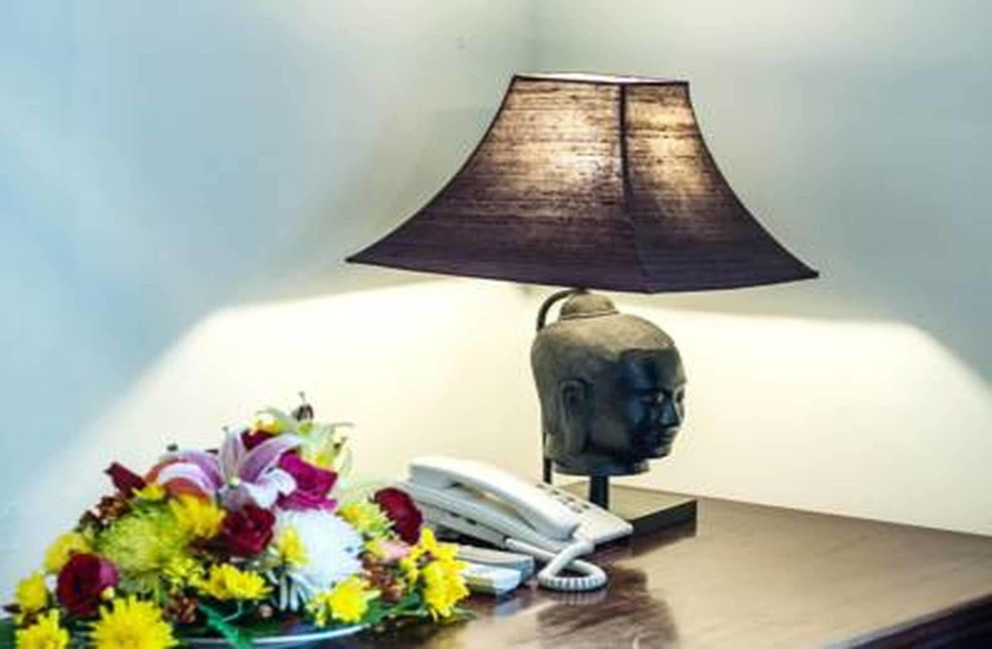 Red Hibiscus Hotel Phnom Penh Luaran gambar